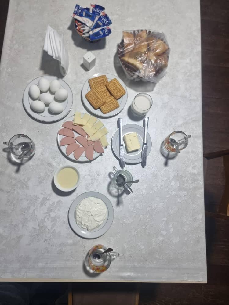 Ali Hostel Dusjanbe Eksteriør bilde